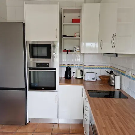 Sea View Apartment, Near Porto De Mos In Lagos! Apartamento