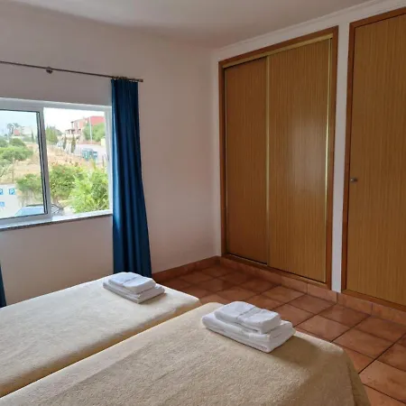 Sea View Apartment, Near Porto De Mos In Lagos! Apartmán *